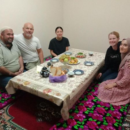 In Center Of Bukhara Family Guest House Mirg'Iyos Exteriör bild