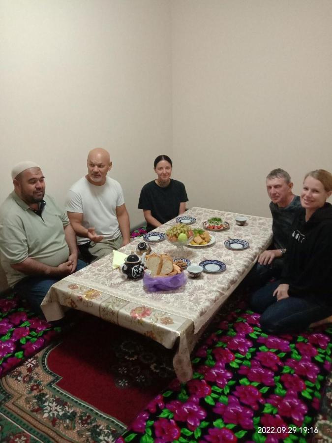 In Center Of Bukhara Family Guest House Mirg'Iyos Exteriör bild